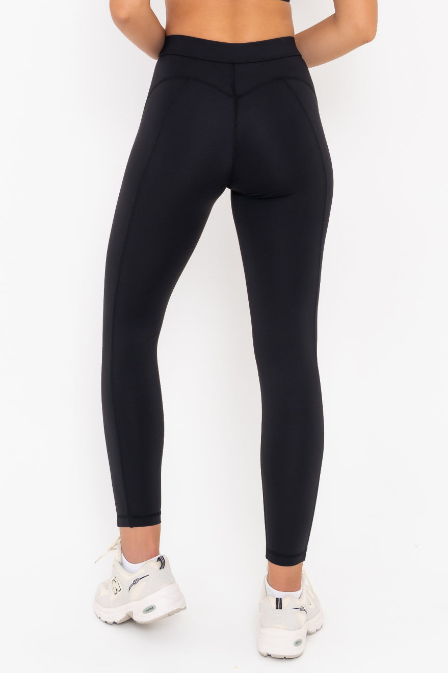 Omira Legging