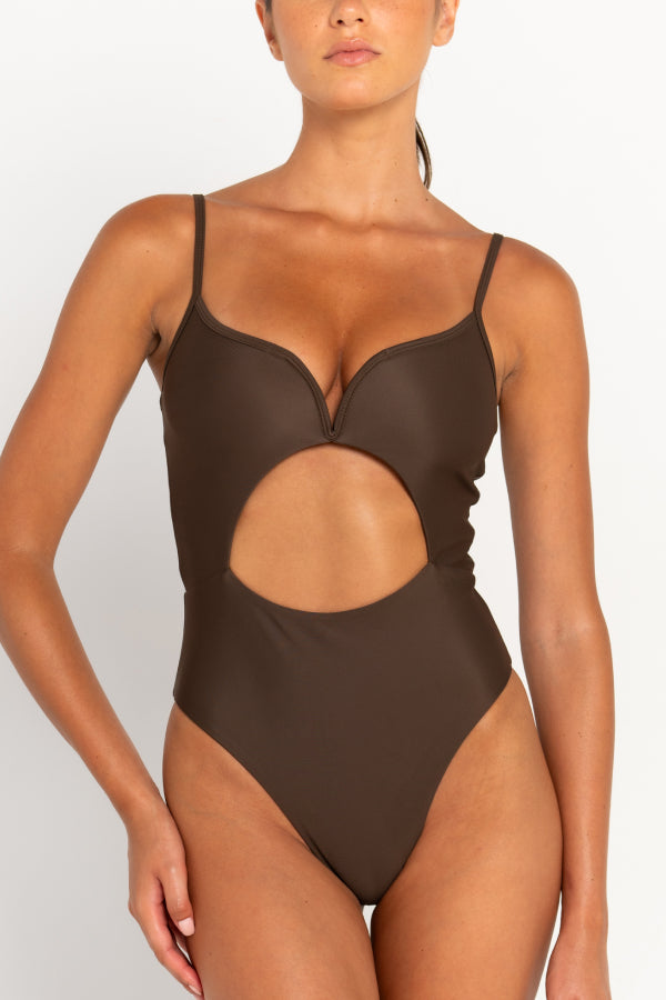 V Wire One Piece with Cut Out