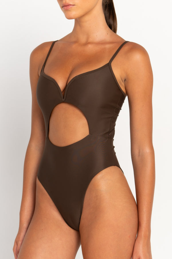 V Wire One Piece with Cut Out