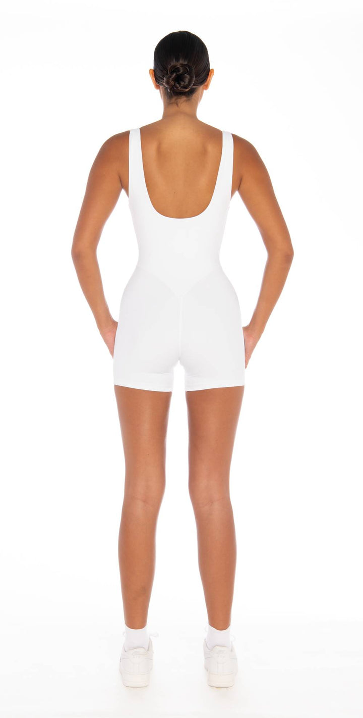 AW/24-036 scoop front neck and low square back body suit