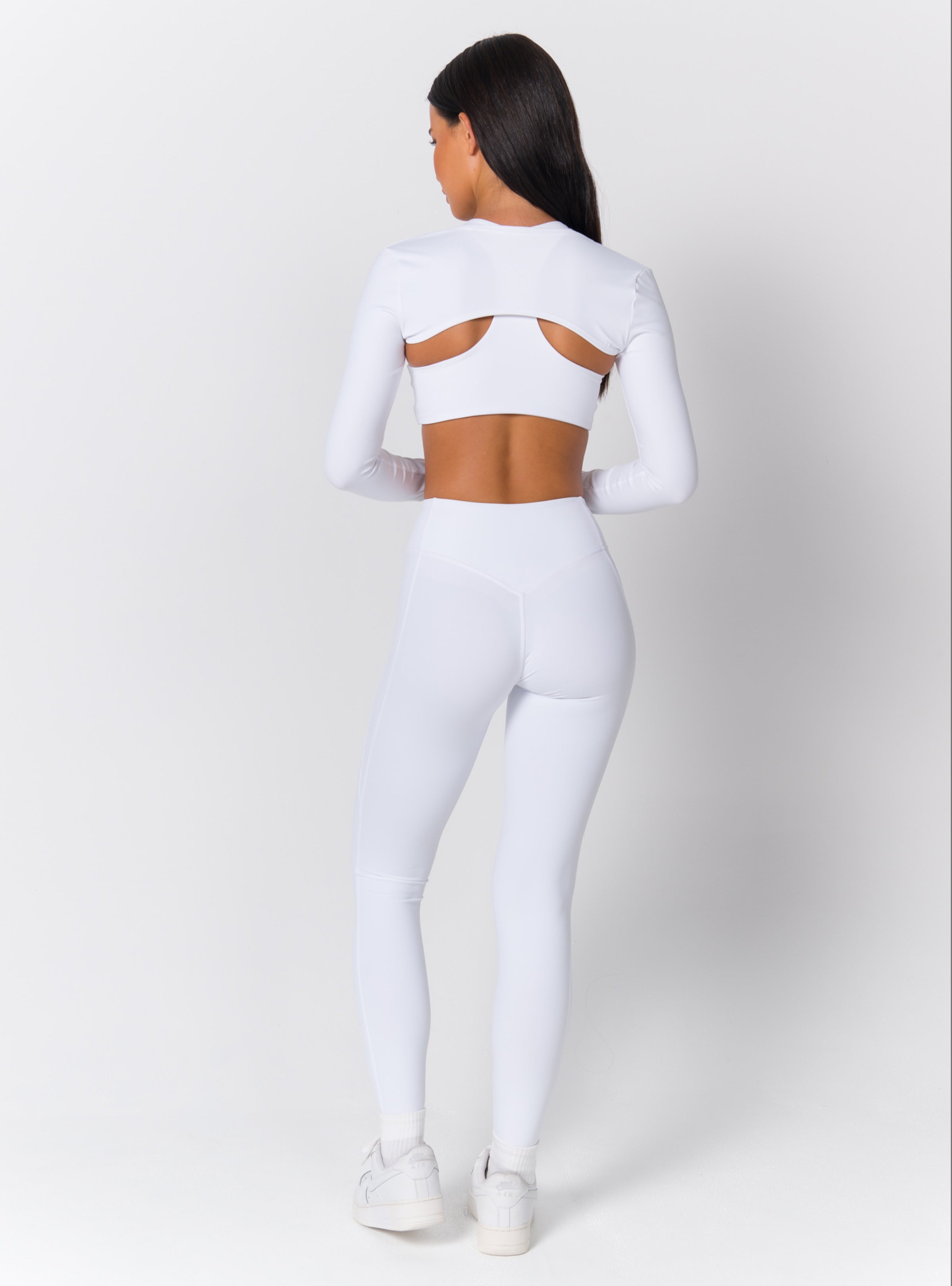 Scoop Neck Cut-Out Back Long-Sleeve Crop Top